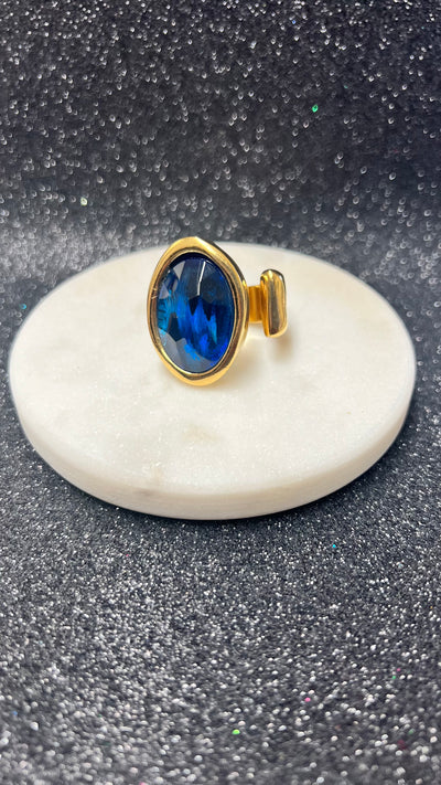 Anillo Ovalado Oro La Locura de Marnie