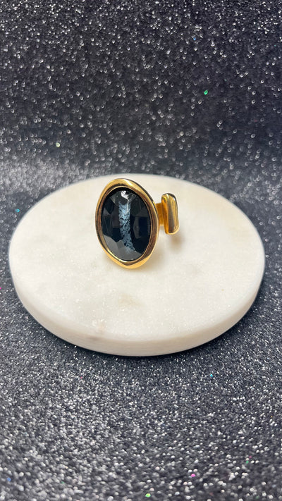Anillo Ovalado Oro La Locura de Marnie