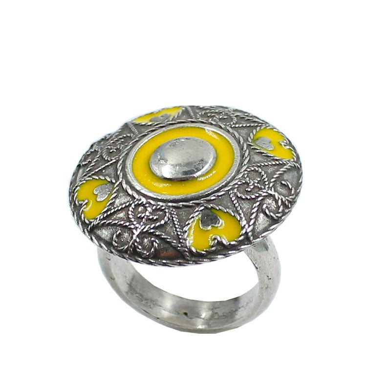 Anillo Esmaltado Africano de " LA LOCURA DE MARNIE "