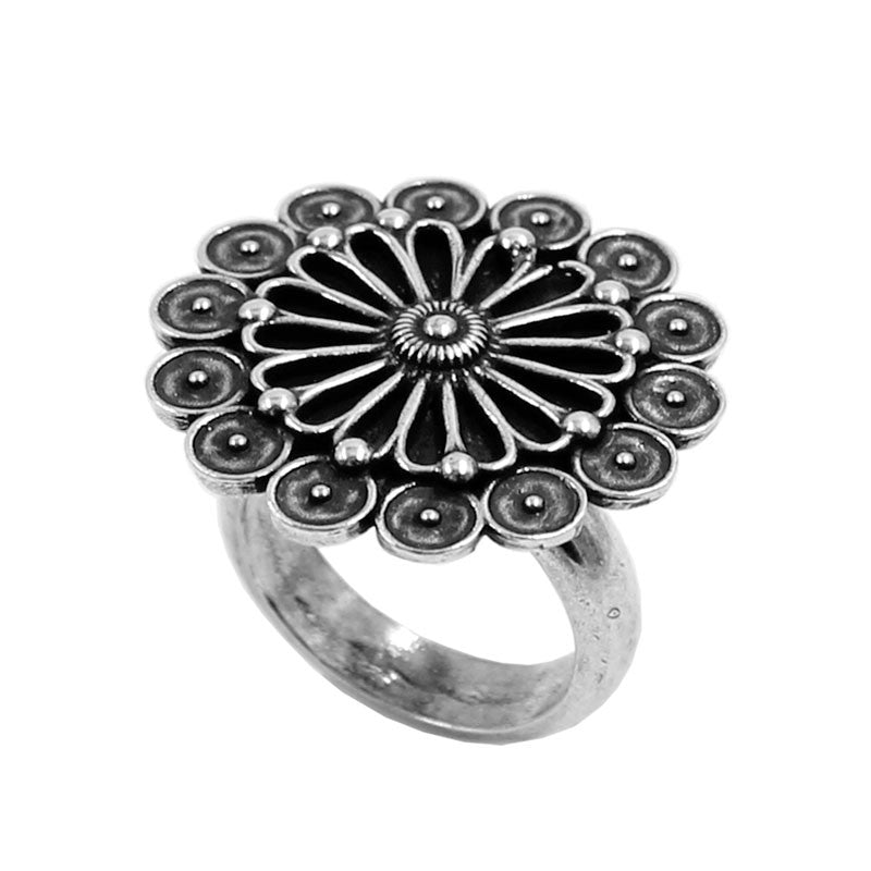 Anillo Zamak Mandala de " LA LOCURA DE MARNIE "